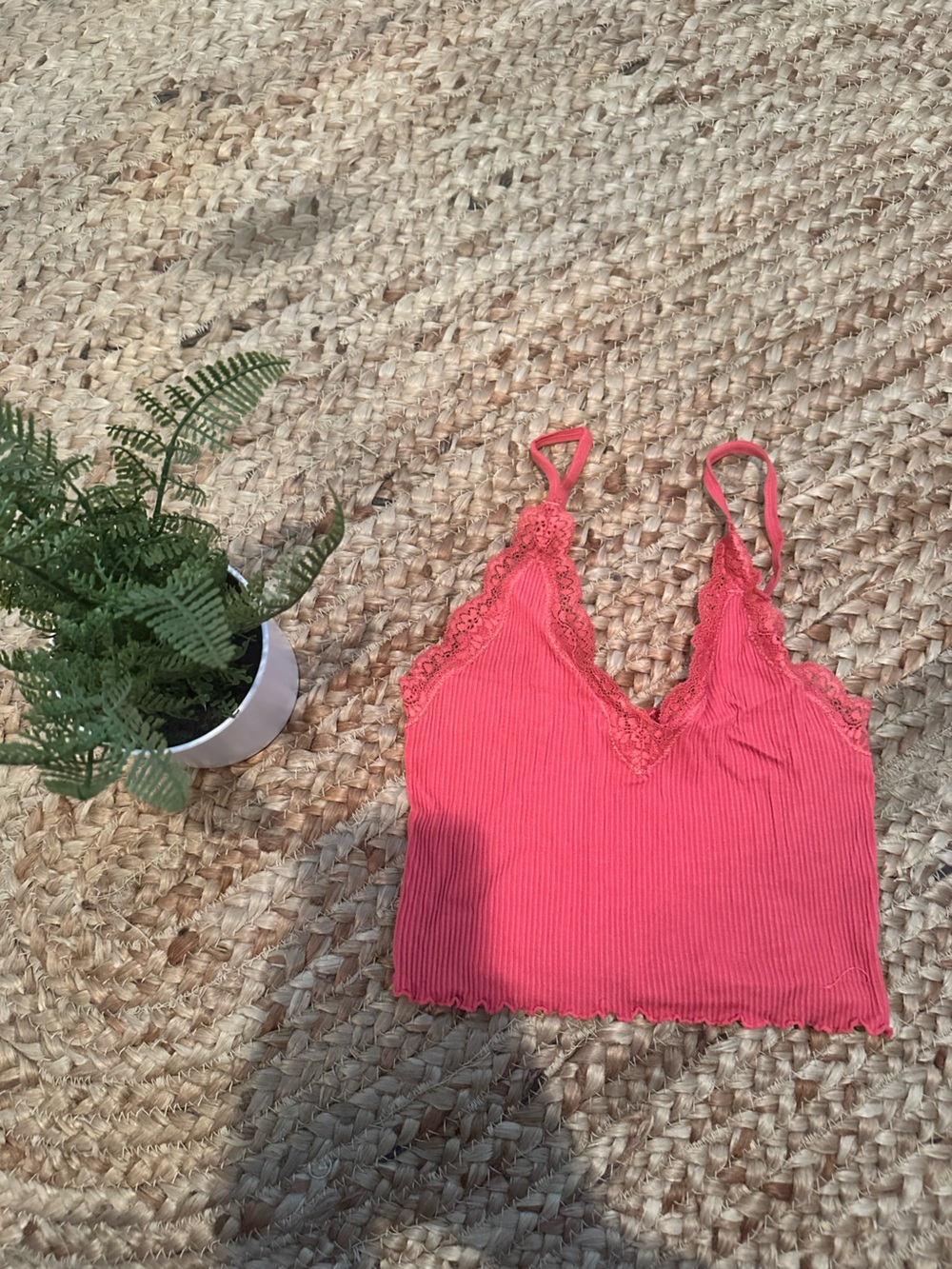 CORAL LACE TRIM TANK